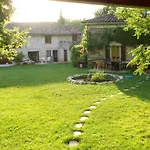 Hotel La Roane Yoga & Creativity Center *