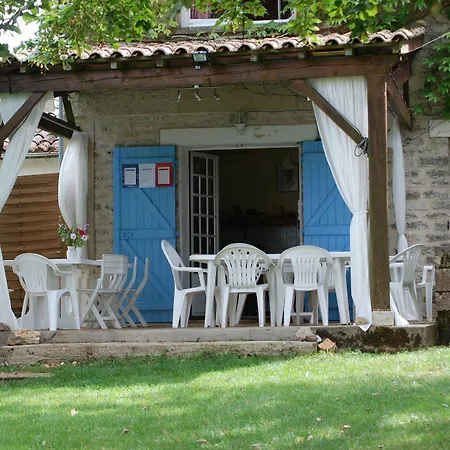 La Roane Yoga & Creativity Center Отель Cazals (Lot)